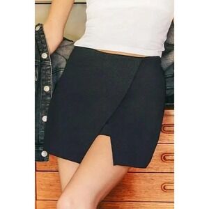 NWT Papaya Black Wrap Front Skort // Asymmetrical Mini Skirt Shorts Large